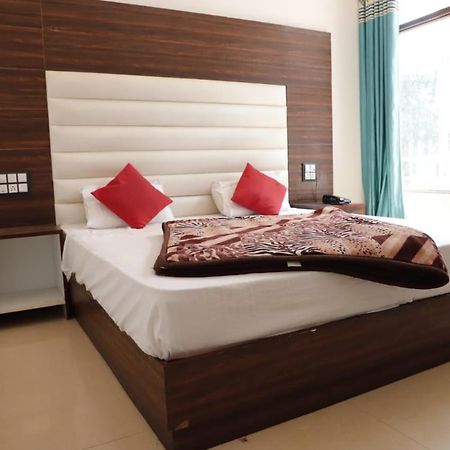 Rahul Hotel & Restaurant มัสซูรี ภายนอก รูปภาพ
