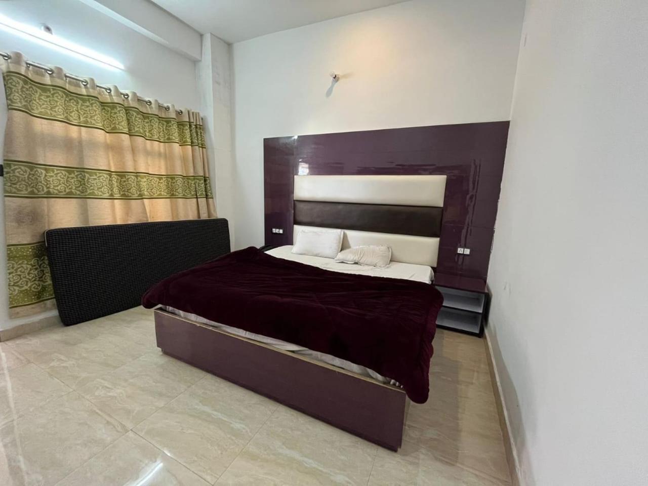 Rahul Hotel & Restaurant มัสซูรี ภายนอก รูปภาพ