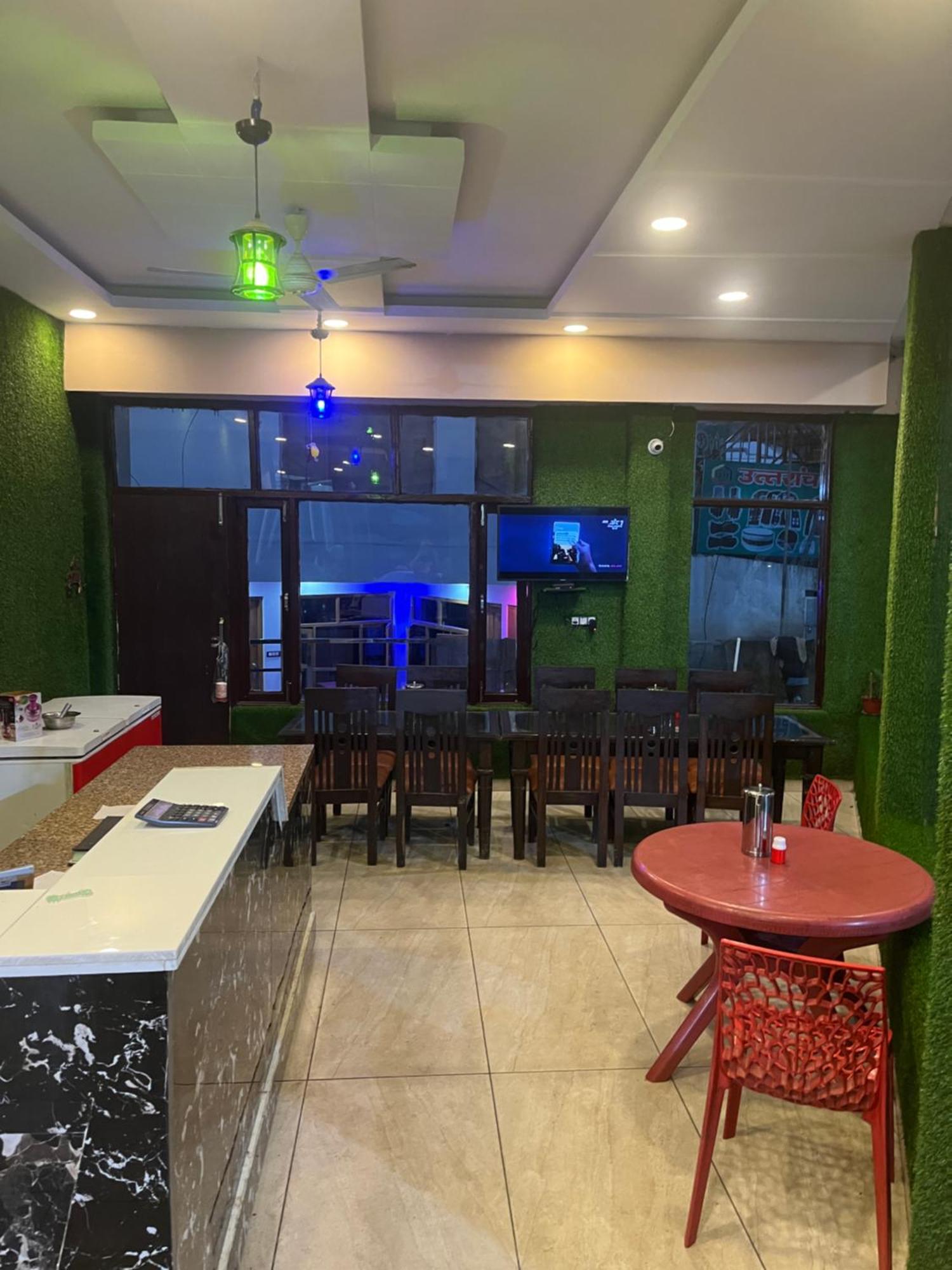 Rahul Hotel & Restaurant มัสซูรี ภายนอก รูปภาพ